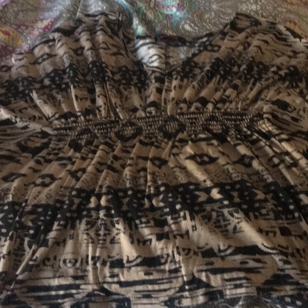 Sincere waist and large sleeves